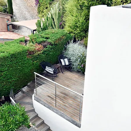 Luxueuse Moderne Avec Piscine & Recemment Renovee, Vue Exceptionnelle! Casa de Férias