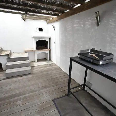 Luxueuse Moderne Avec Piscine & Recemment Renovee, Vue Exceptionnelle! *